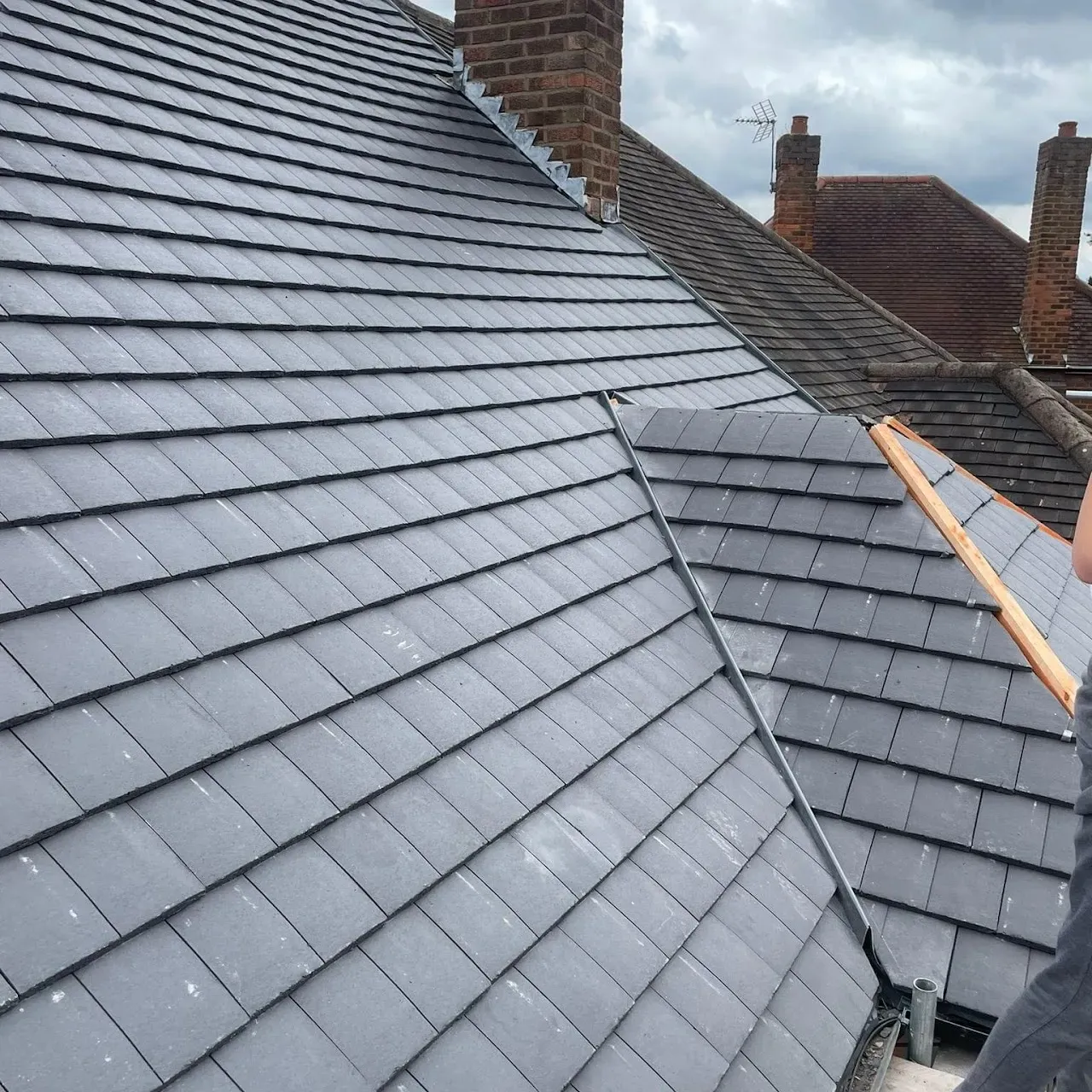 Roofing & Building